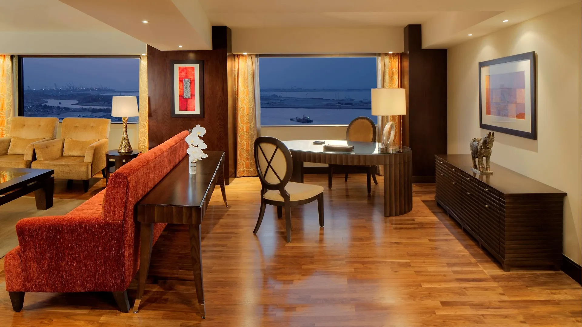 Hyatt Regency Dubai - Corniche Hotell