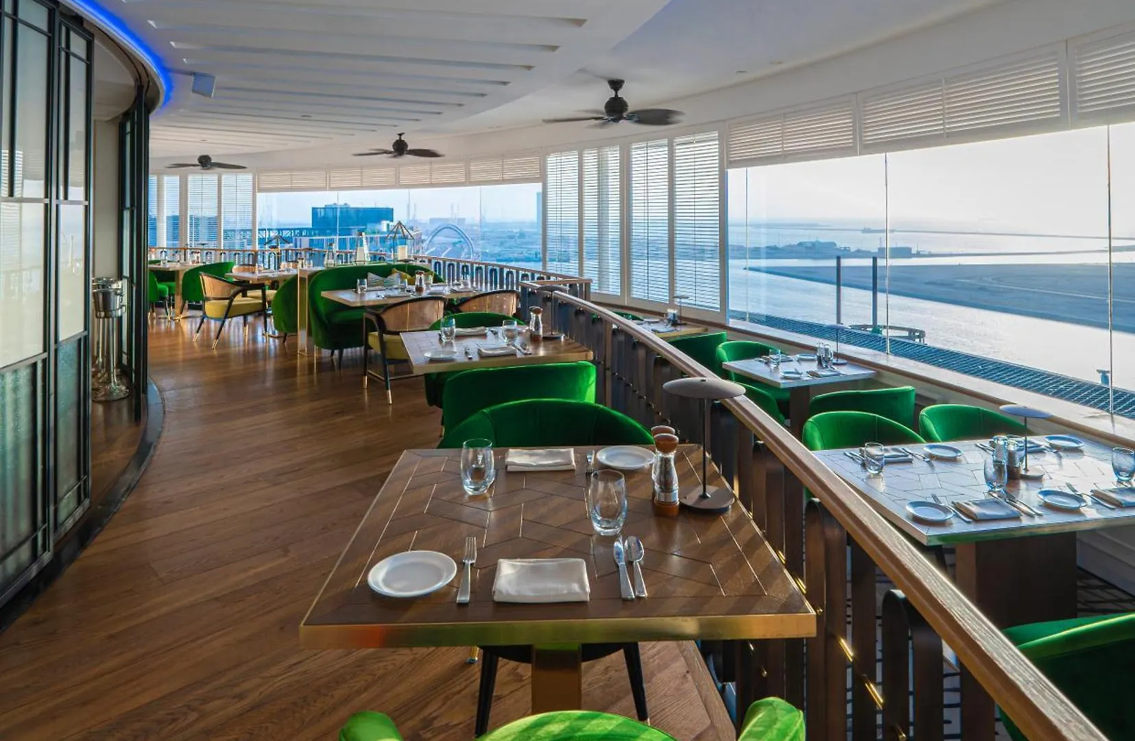 Hyatt Regency Dubai - Corniche Hotell 5*,
