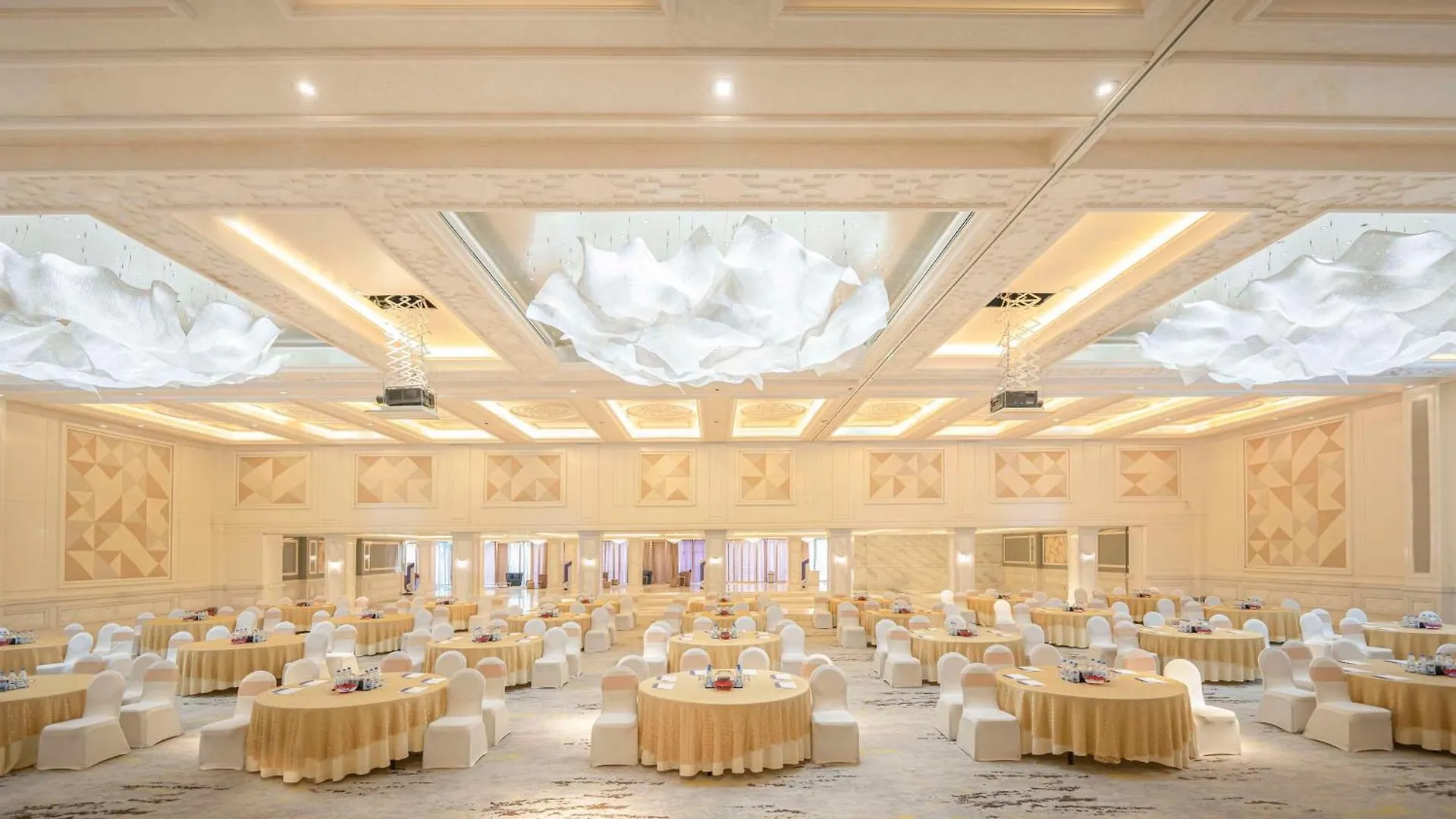 *****  Hyatt Regency Dubai - Corniche Hotell Förenade Arabemiraten