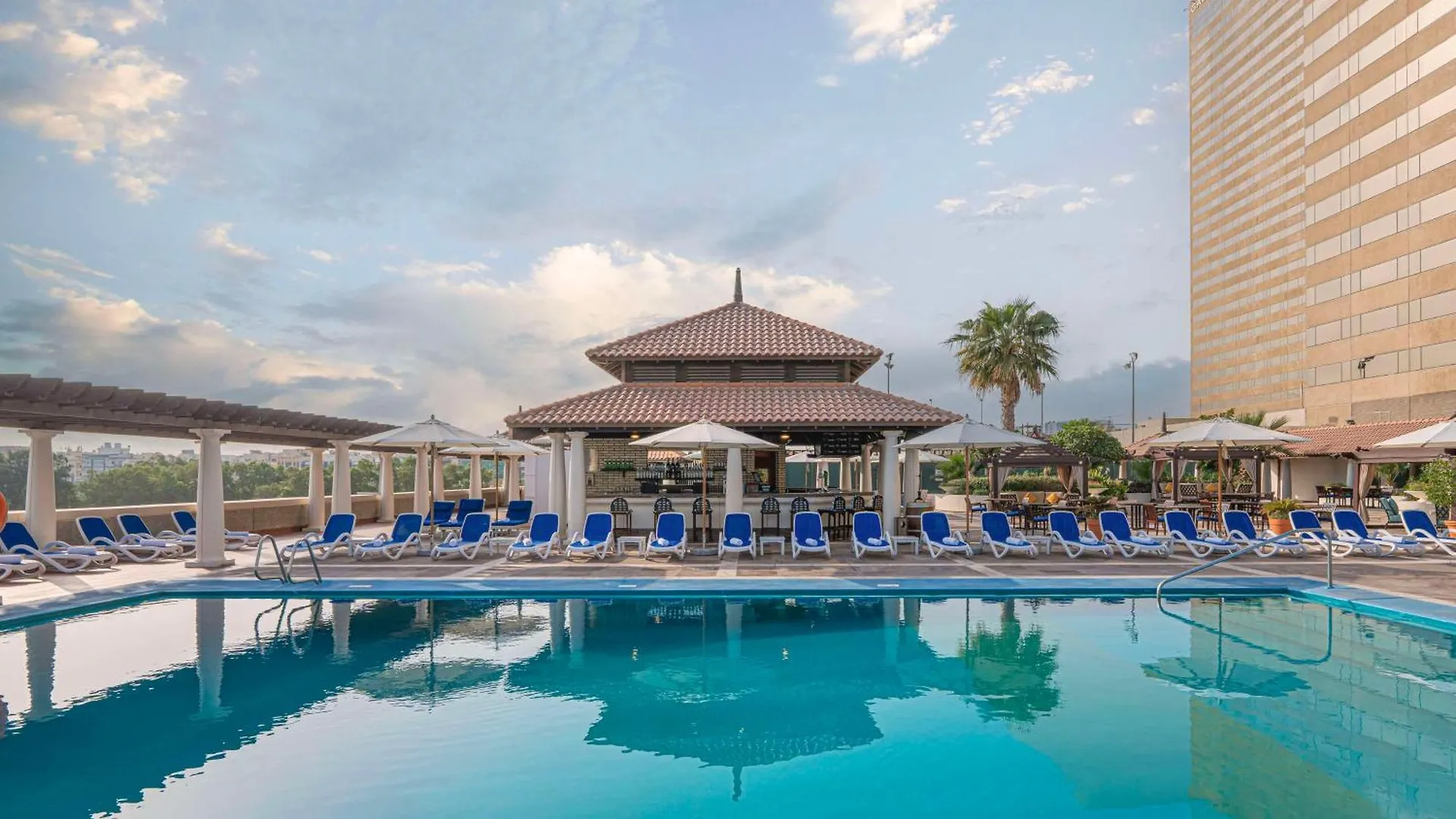 Hyatt Regency Dubai - Corniche Hotell 5*,  Förenade Arabemiraten